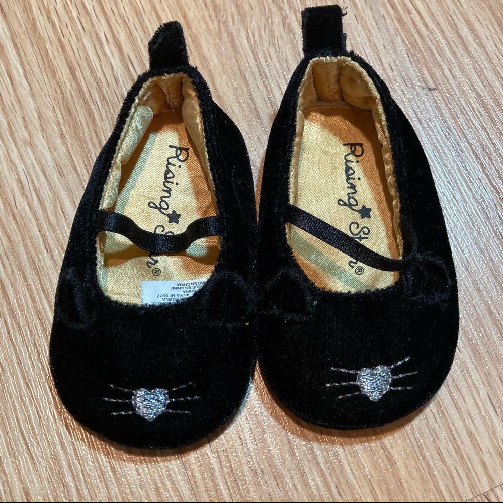 Rising Star black velvet cat shoes 6-9 month